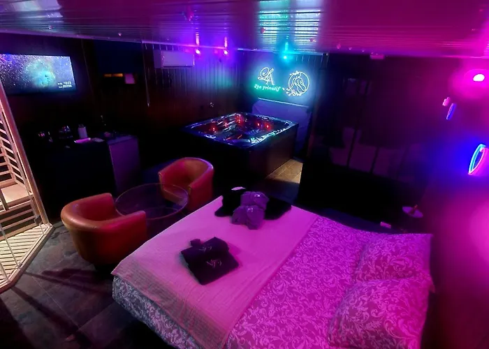 L&a Privatif Love hotel Montigny-sur-Vence