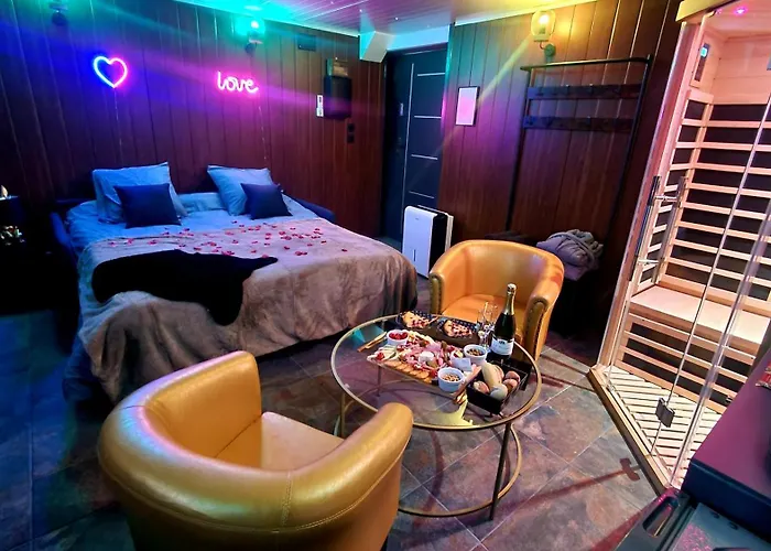 L&a Privatif Love hotel Montigny-sur-Vence